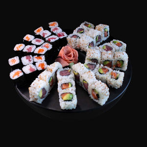 Plateau assortiment prestige de maki, california roll et nigiris sushi du restaurant japonais Fugu sushi d'art ile de la réunion 974