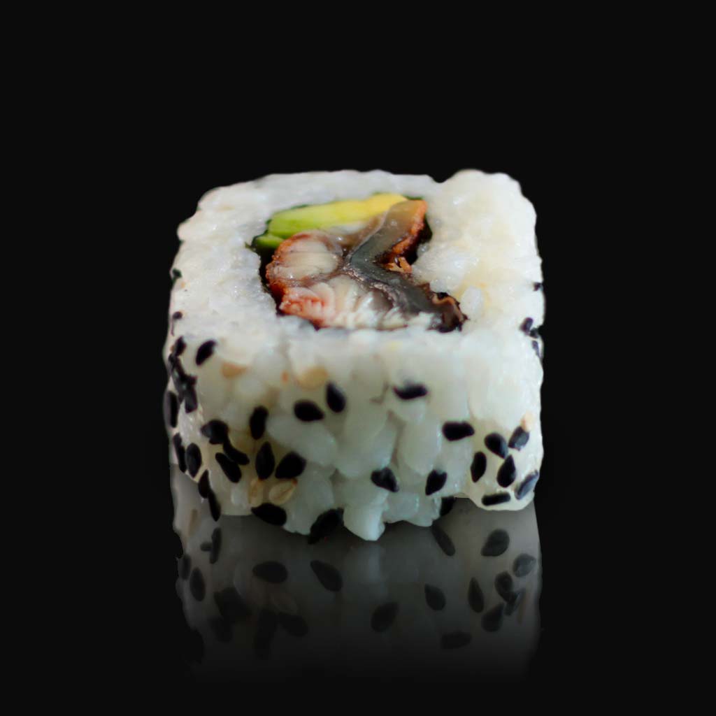 california rolls au marlin et avocat du restaurant japonais sushi d'art ile de la réunion 974