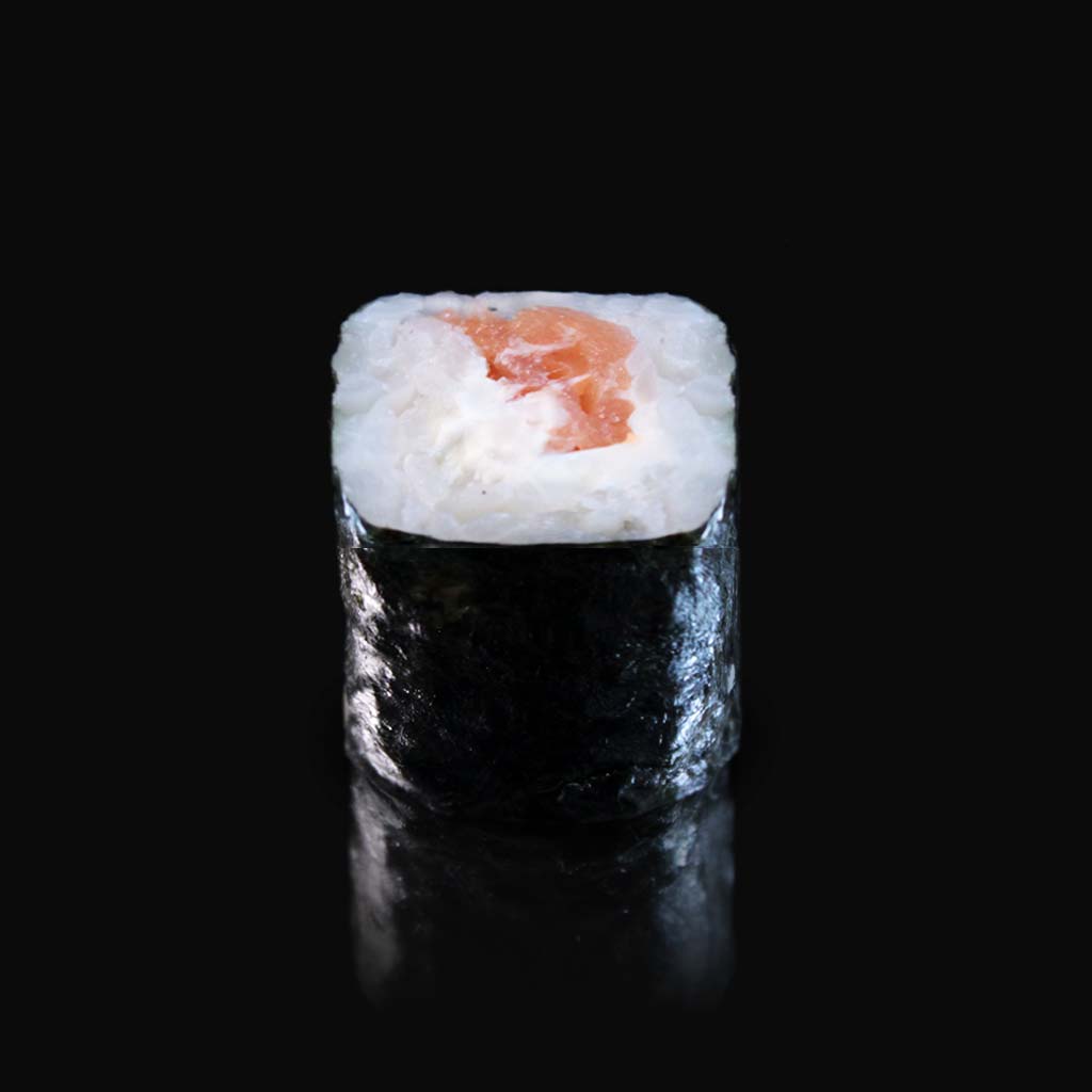 Maki au saumon fumé et fromage frais du restaurant japonais sushi d'art ile de la réunion 974